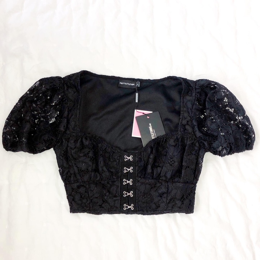 PLT black lace puff sleeve crop top